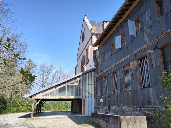 Notre Dame du Pech exterior