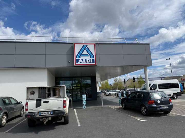 Exterior of ALDIs